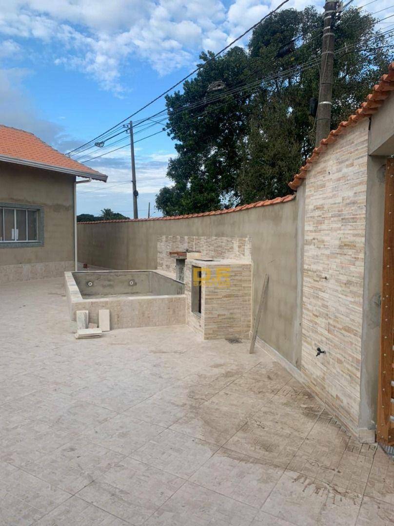 Casa à venda com 2 quartos, 74m² - Foto 2