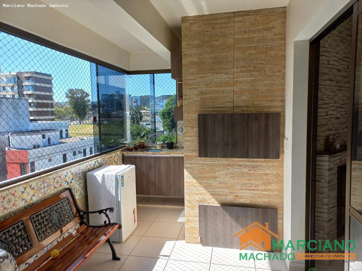 Apartamento à venda com 3 quartos, 133m² - Foto 6