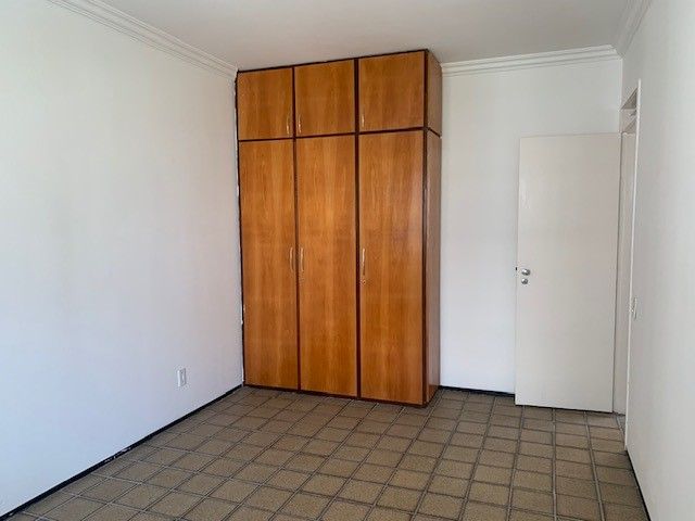 Apartamento à venda com 3 quartos, 180m² - Foto 13