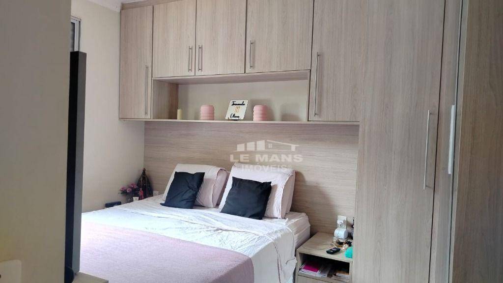 Apartamento à venda com 2 quartos, 46m² - Foto 3