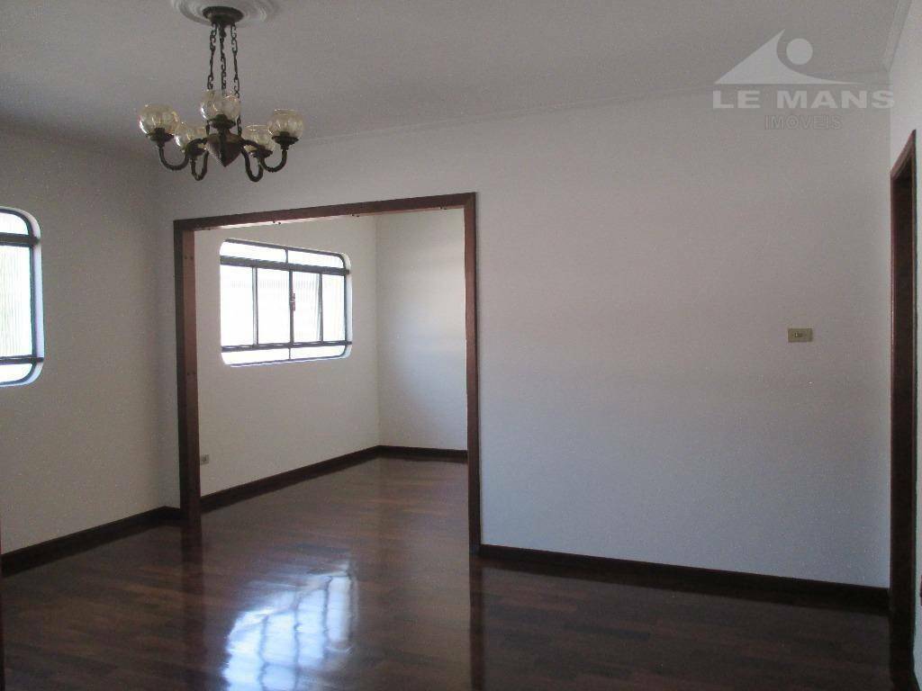 Casa para alugar com 3 quartos, 122m² - Foto 5