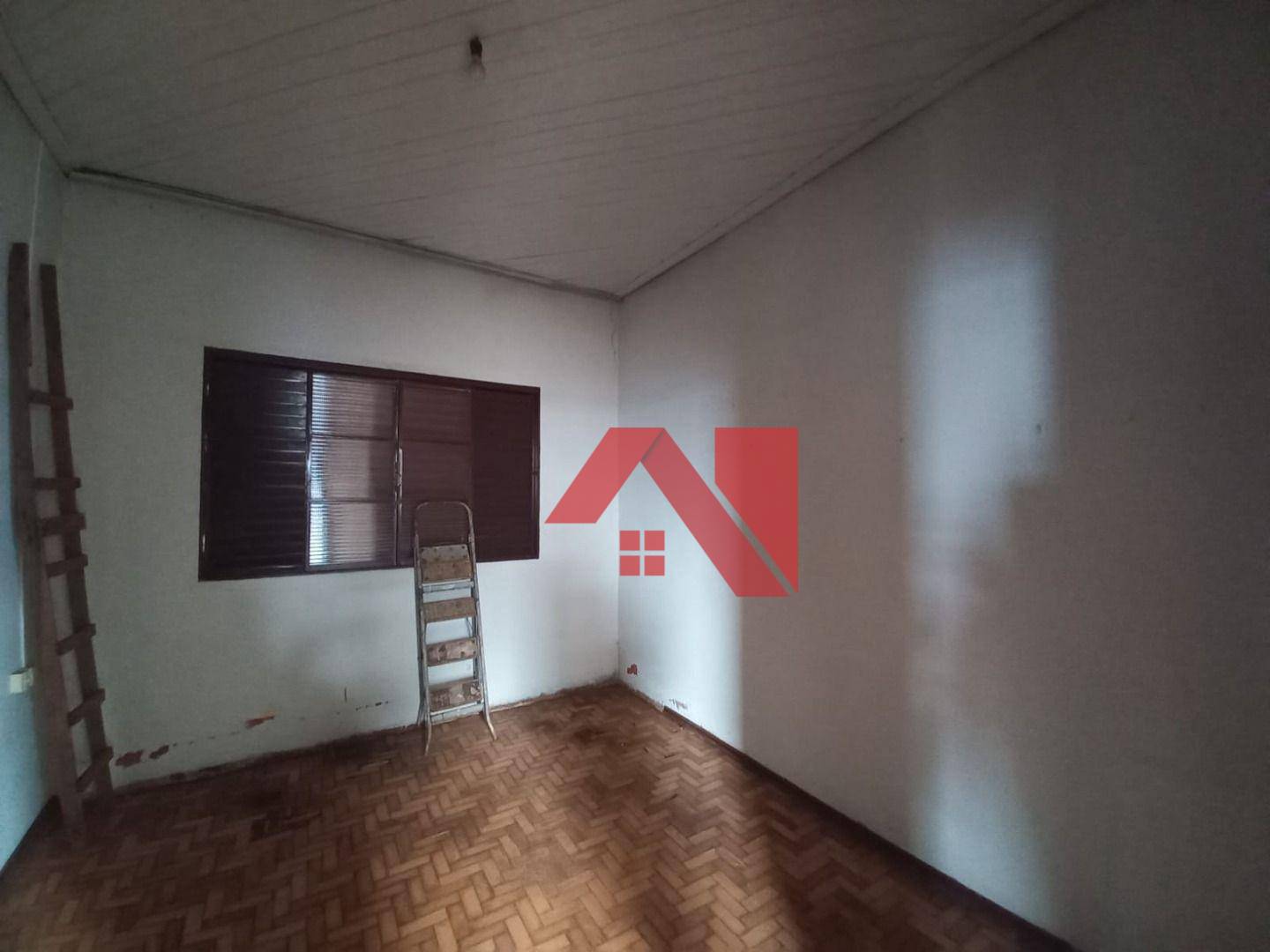 Casa à venda com 3 quartos, 200m² - Foto 14