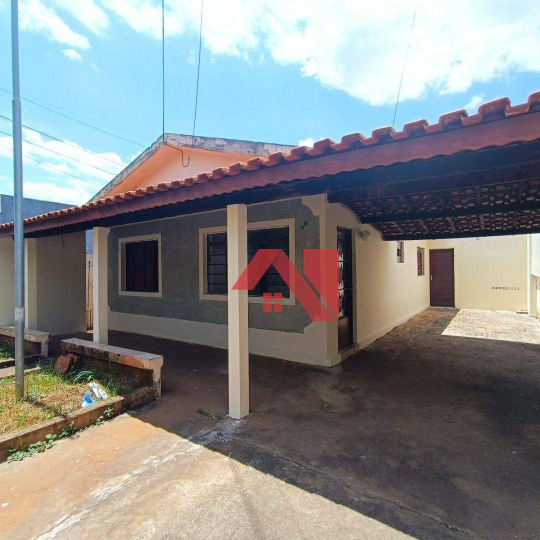 Casa para alugar com 3 quartos, 100m² - Foto 2