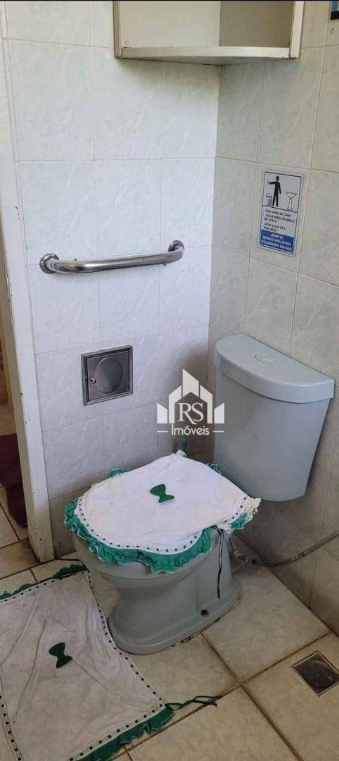 Casa à venda com 25 quartos, 10m² - Foto 36