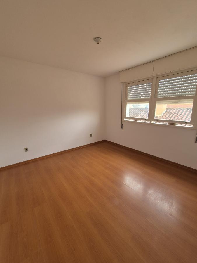 Apartamento à venda com 3 quartos, 100m² - Foto 5