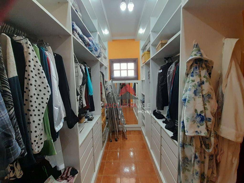 Casa de Condomínio à venda com 4 quartos, 213m² - Foto 27