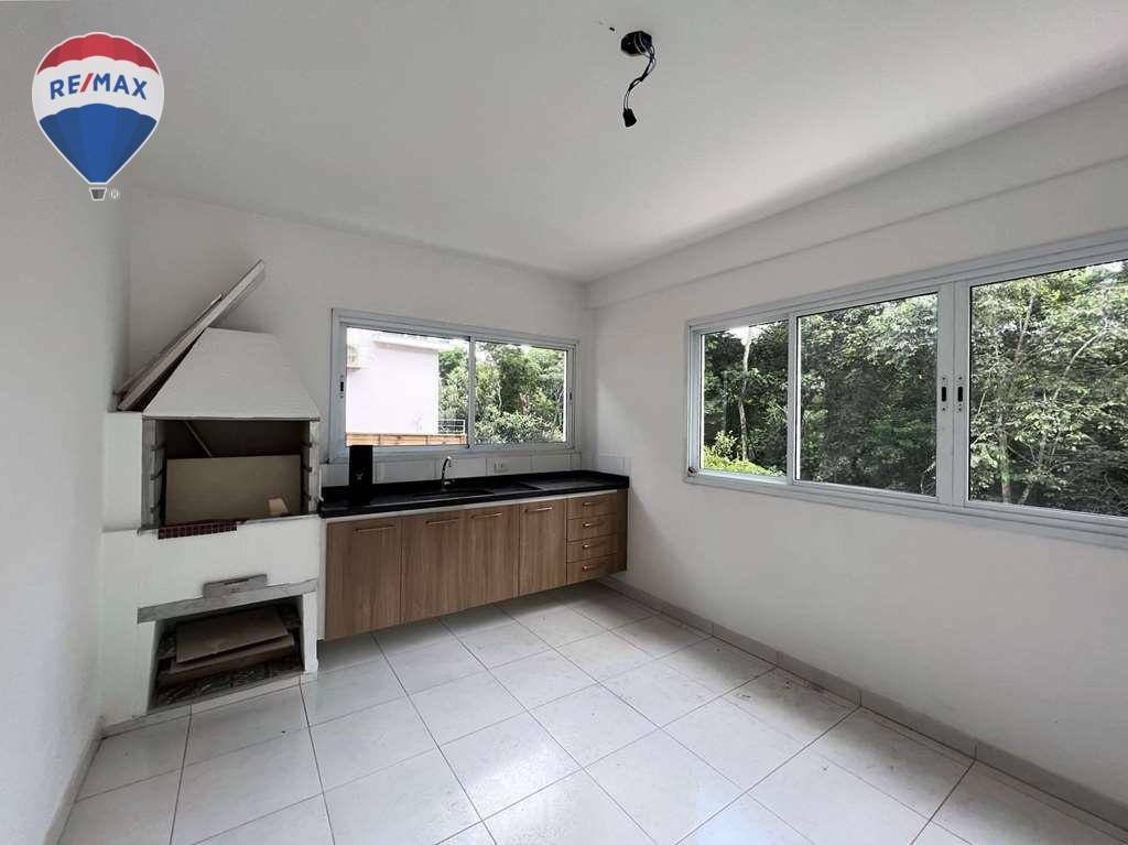 Casa para alugar com 4 quartos, 380m² - Foto 30