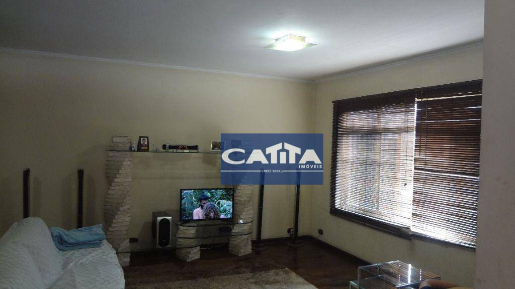 Sobrado à venda com 3 quartos, 250m² - Foto 1