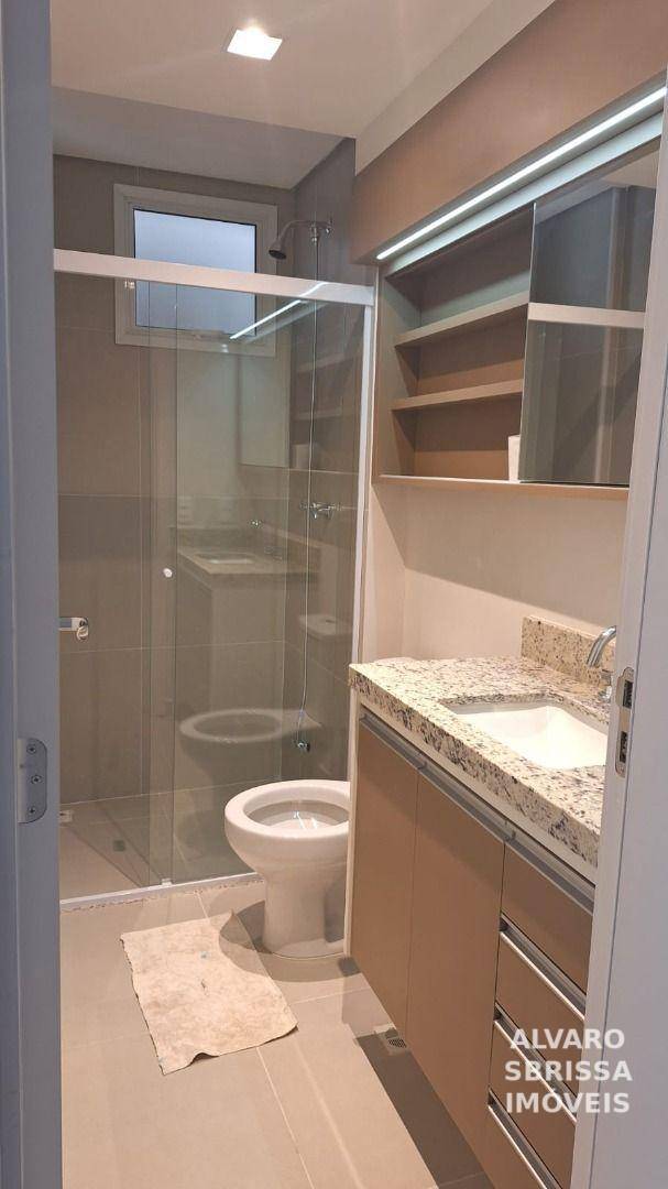 Apartamento para alugar com 2 quartos, 110m² - Foto 8