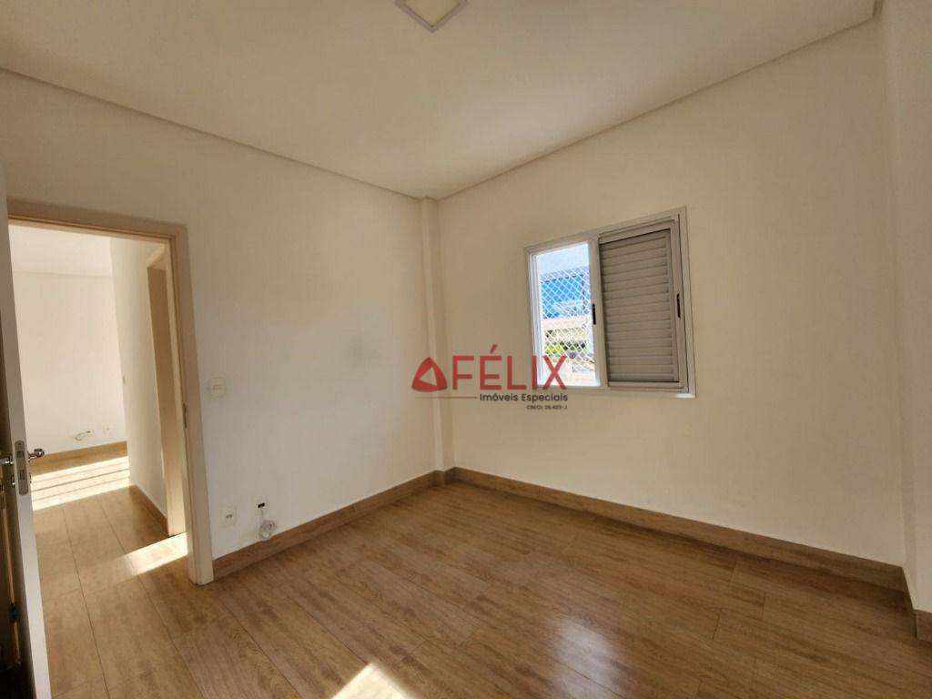 Apartamento à venda com 2 quartos, 63m² - Foto 15