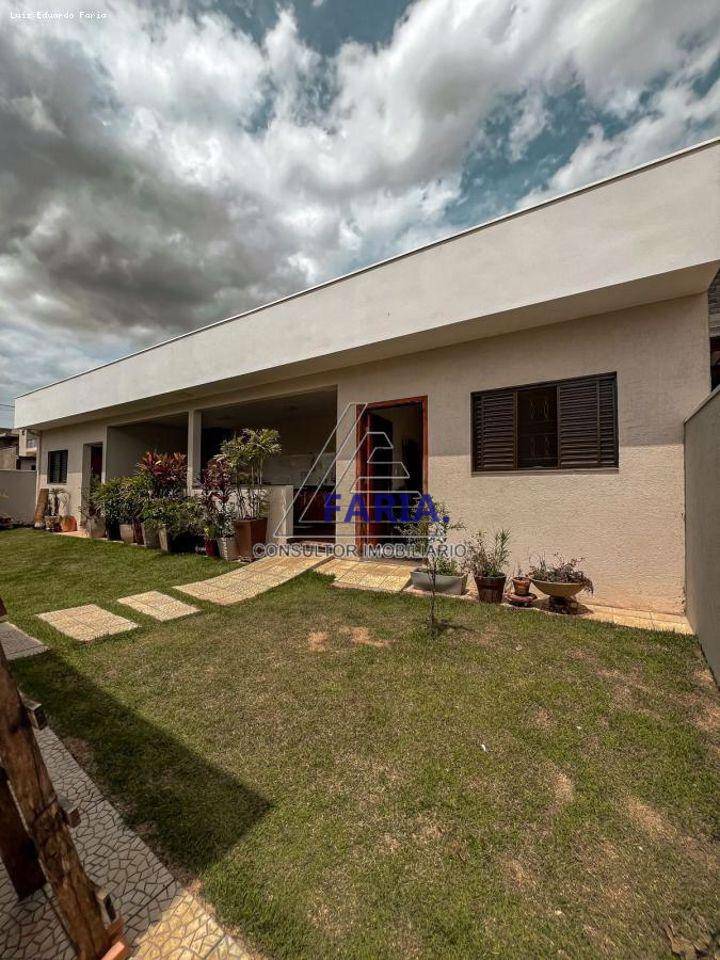 Casa de Condomínio à venda com 3 quartos, 330m² - Foto 8