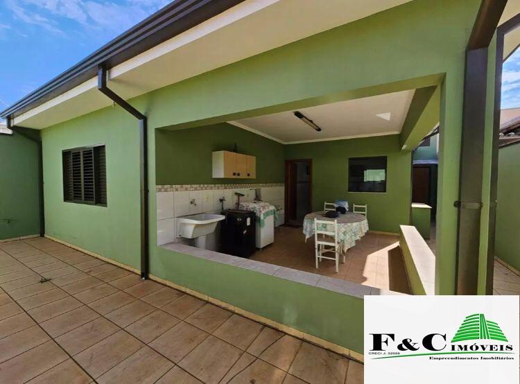 Casa à venda com 2 quartos, 250m² - Foto 7