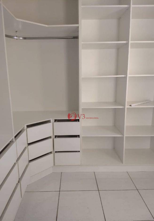 Apartamento à venda com 2 quartos, 70m² - Foto 15