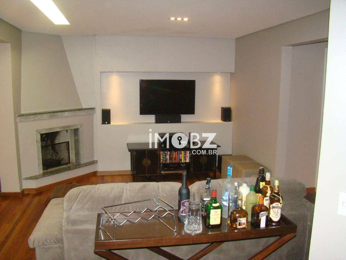 Apartamento à venda com 3 quartos, 138m² - Foto 2