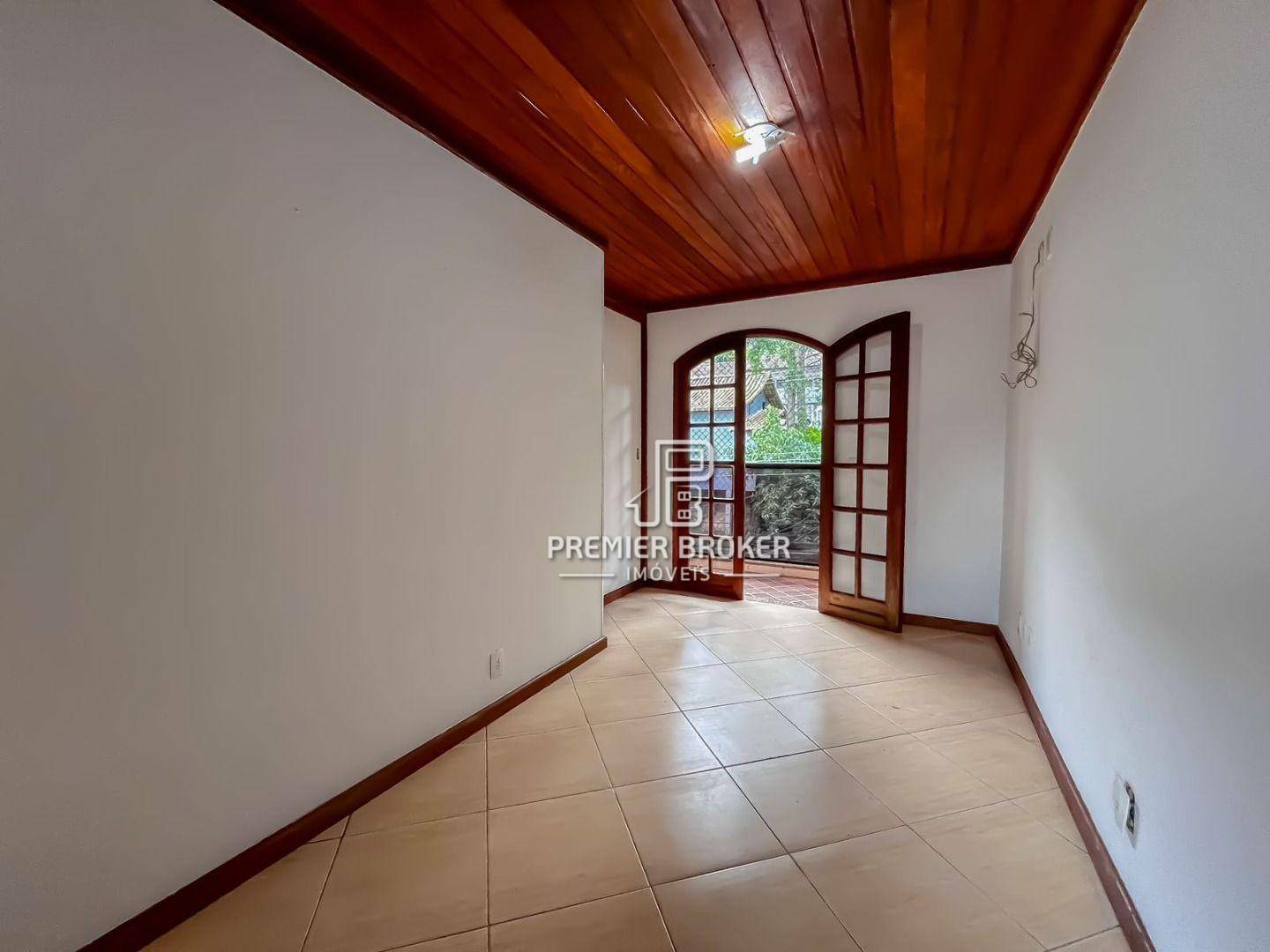 Casa à venda com 3 quartos, 220m² - Foto 19