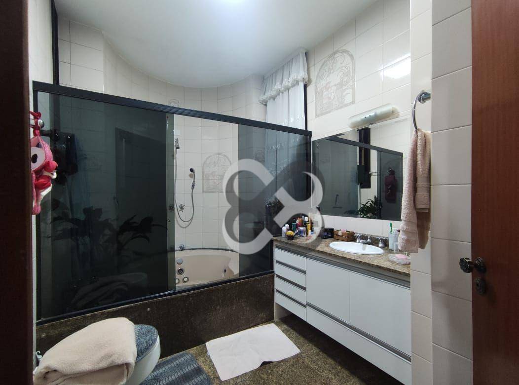 Apartamento à venda com 4 quartos, 193m² - Foto 10