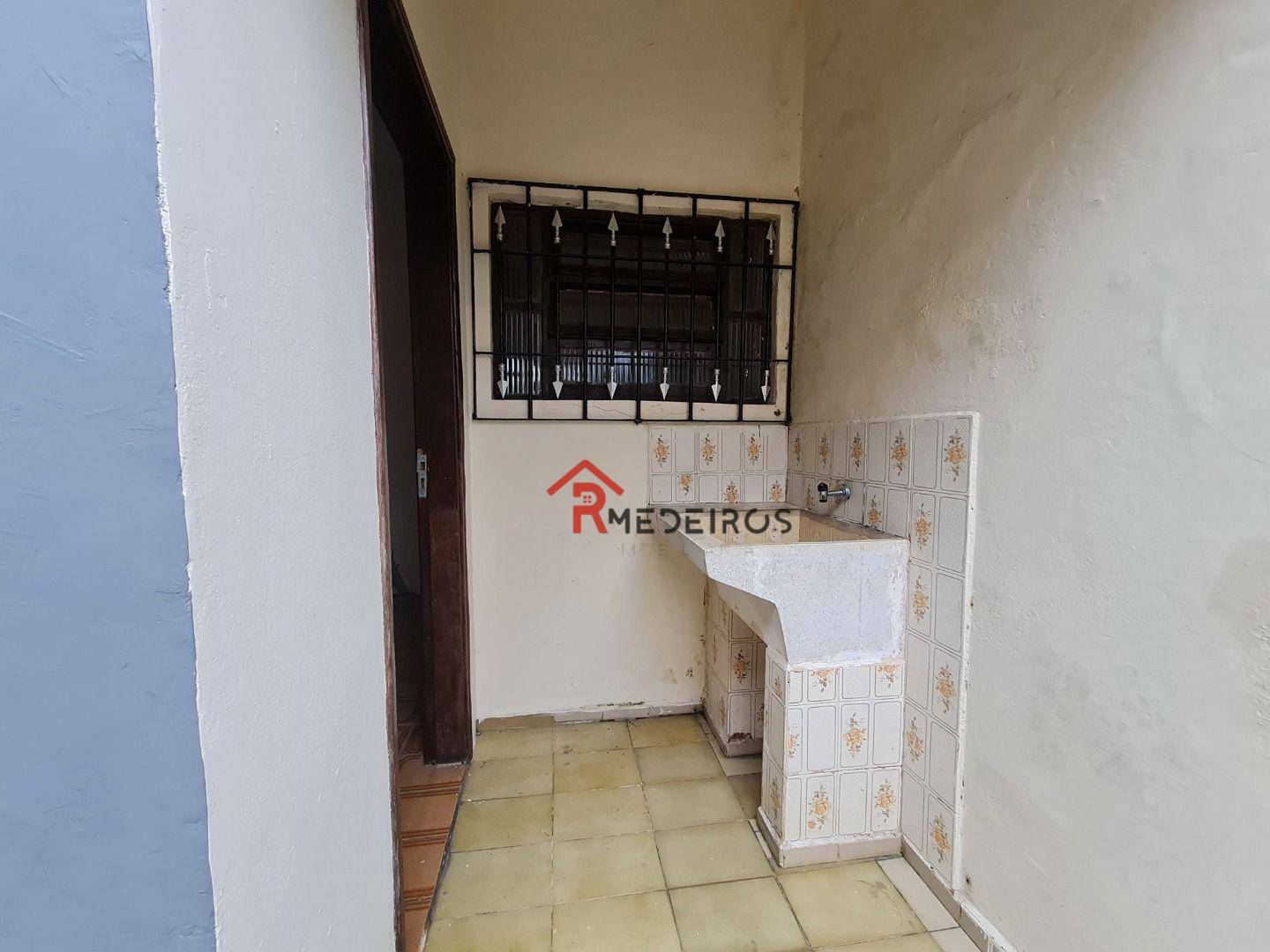 Casa à venda com 3 quartos, 100m² - Foto 15