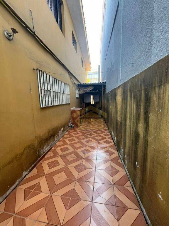 Sobrado à venda com 3 quartos, 136m² - Foto 17