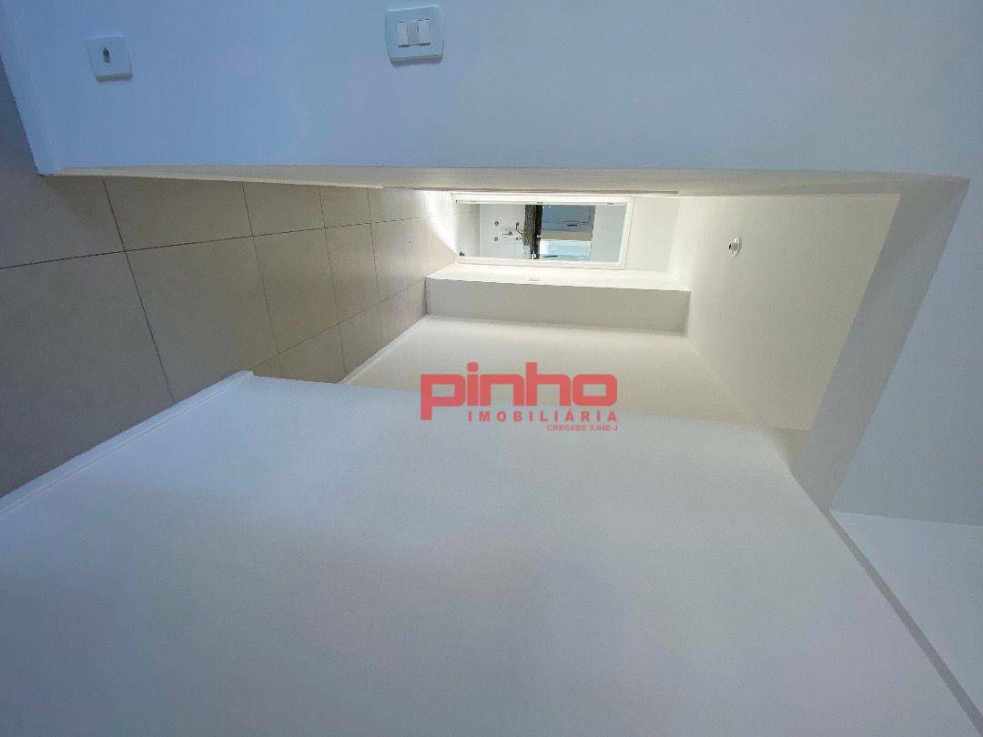Apartamento à venda com 2 quartos, 68m² - Foto 22