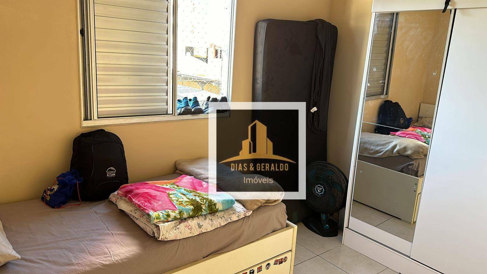 Apartamento à venda com 2 quartos, 50m² - Foto 4