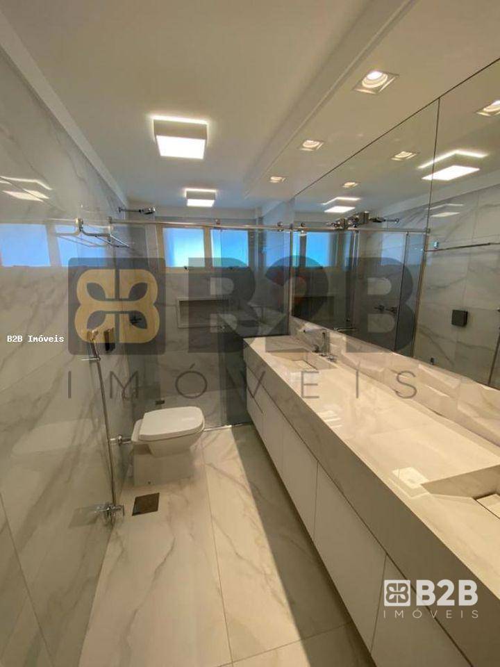 Apartamento à venda com 3 quartos, 207m² - Foto 18