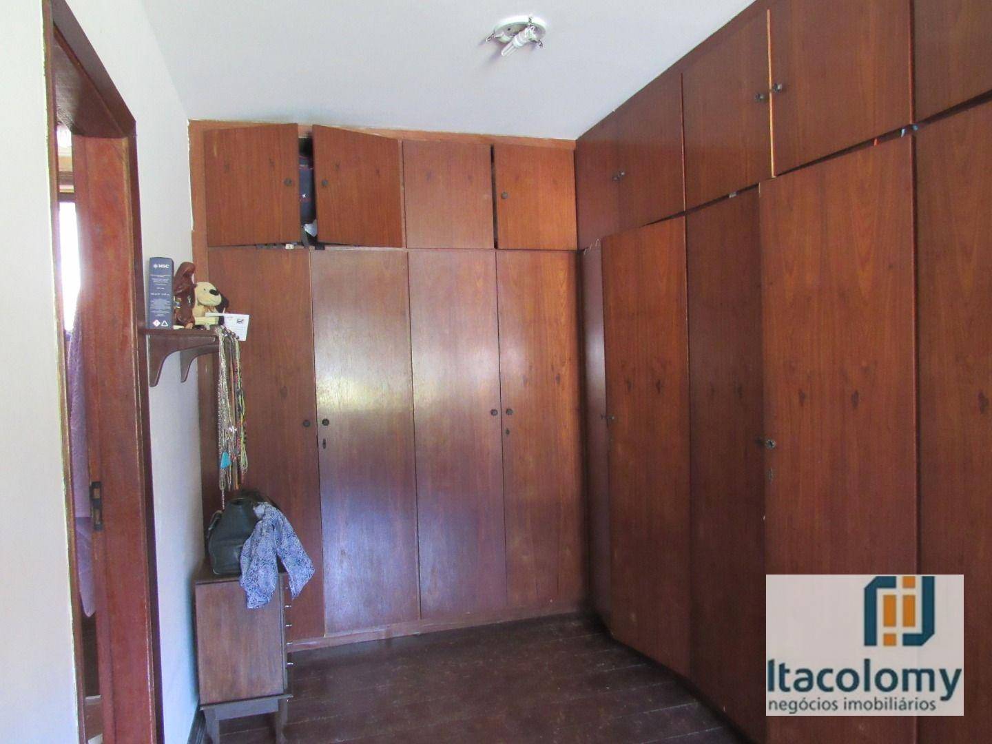 Casa de Condomínio à venda com 4 quartos, 450m² - Foto 15