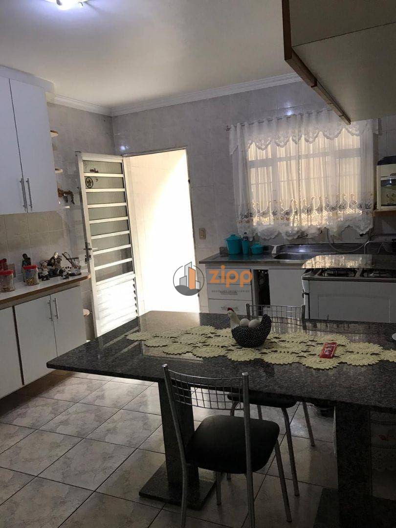 Sobrado à venda com 3 quartos, 204m² - Foto 6