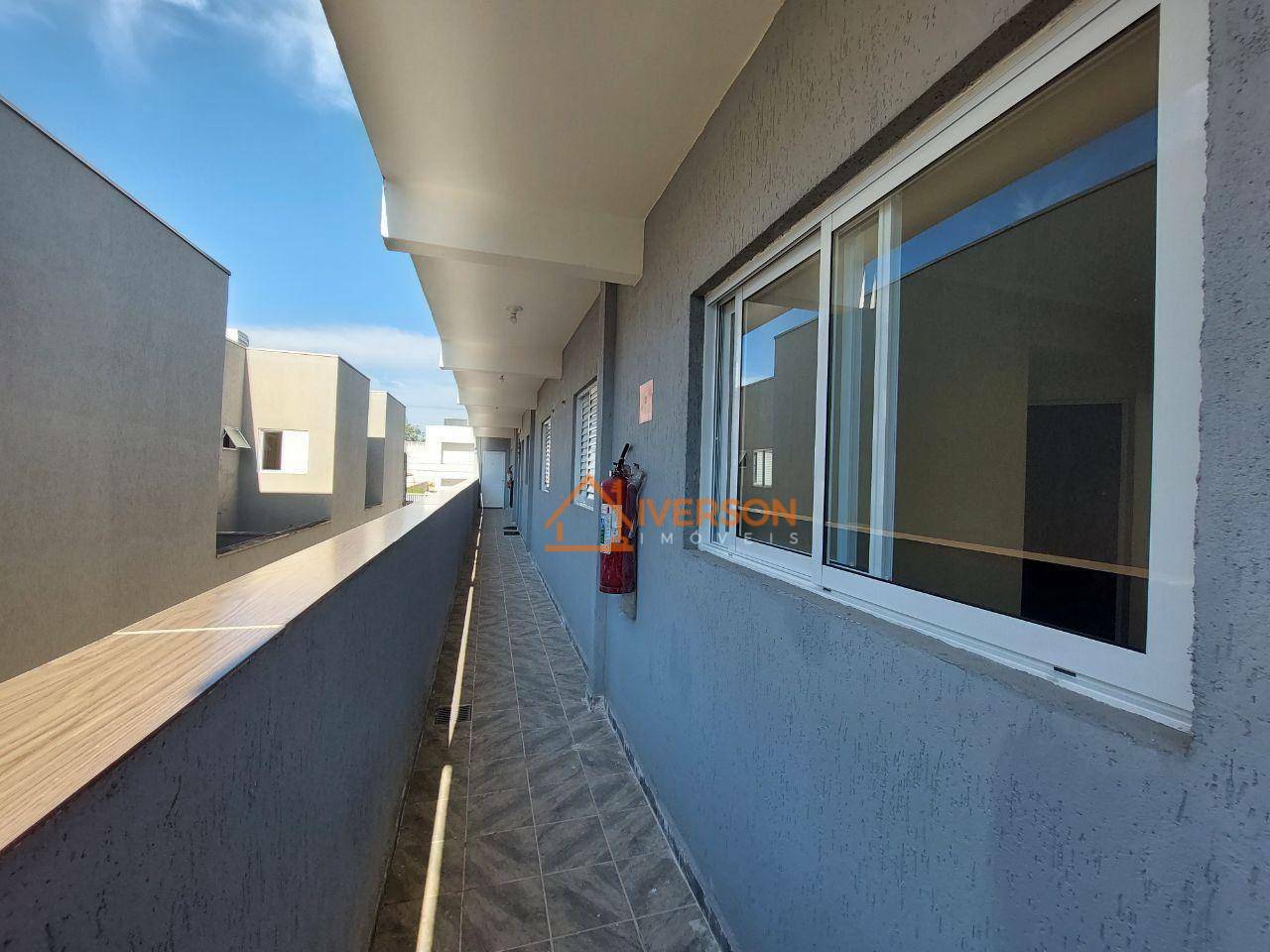Apartamento para alugar com 2 quartos, 47m² - Foto 11