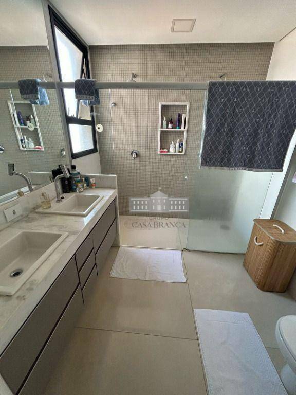 Apartamento à venda e aluguel com 3 quartos, 205m² - Foto 7