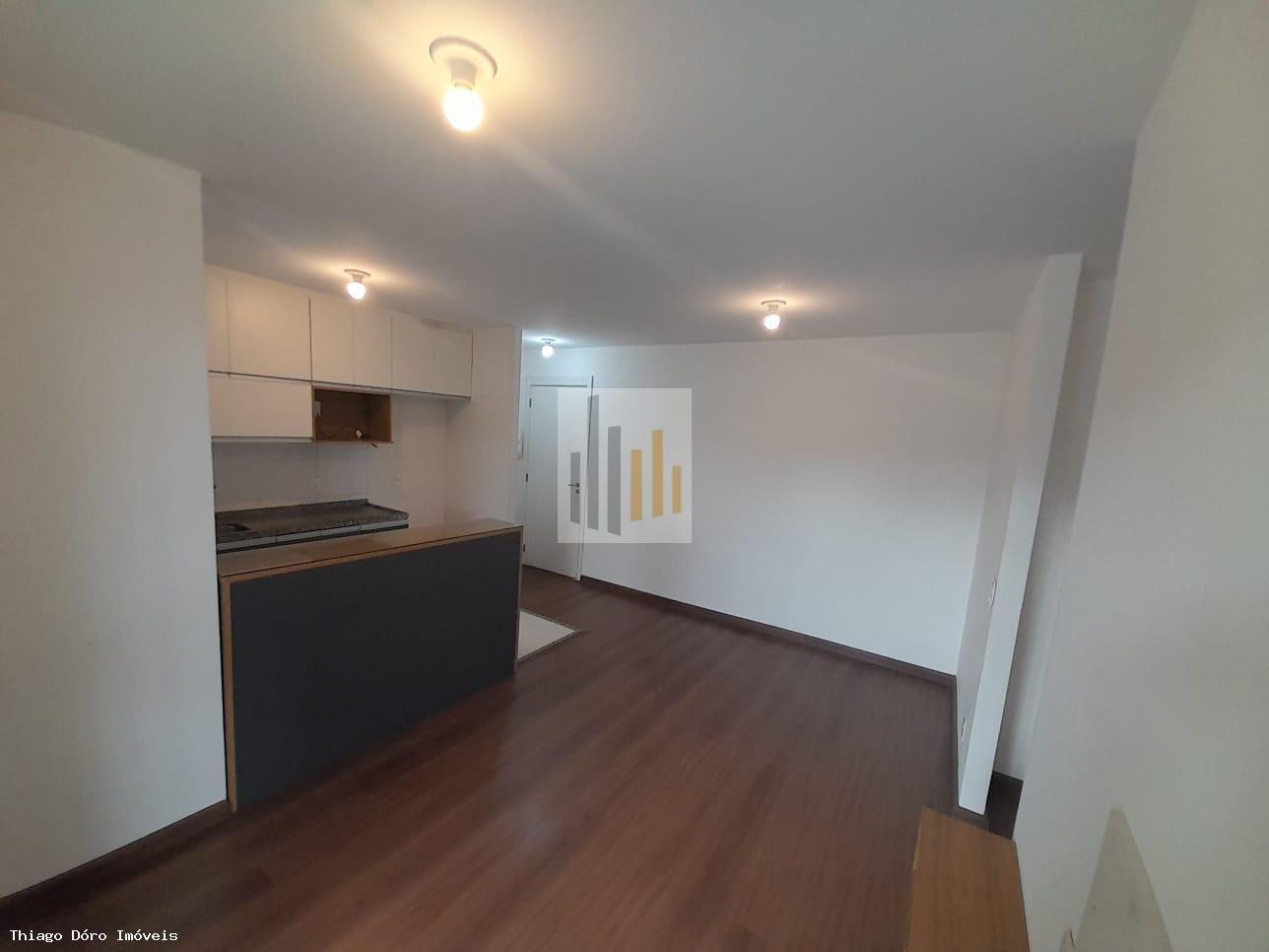 Apartamento à venda com 3 quartos, 80m² - Foto 13