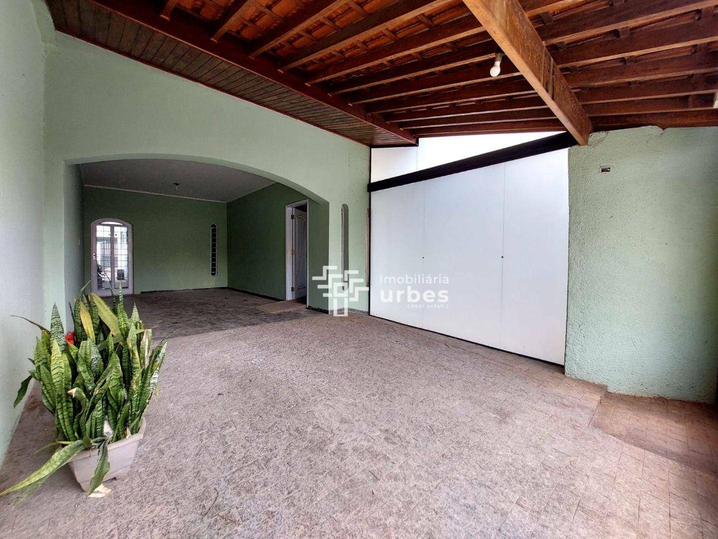 Casa para alugar com 4 quartos, 294m² - Foto 1