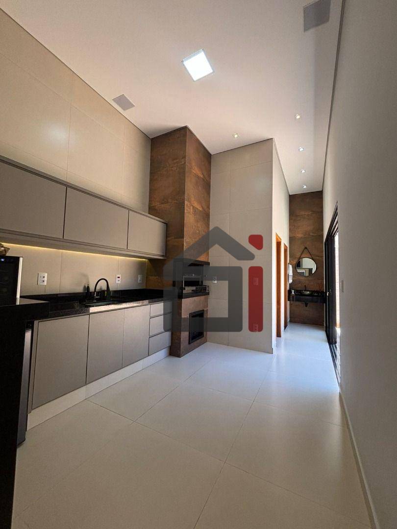 Casa à venda com 2 quartos, 150m² - Foto 17