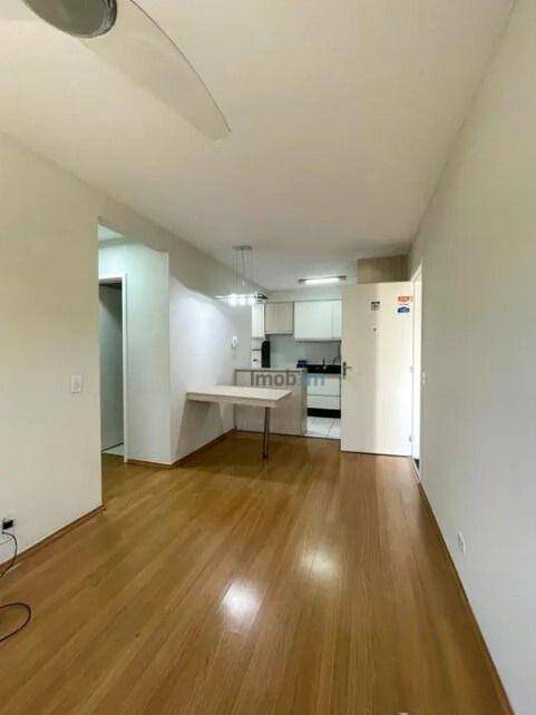 Apartamento à venda com 2 quartos, 46m² - Foto 3