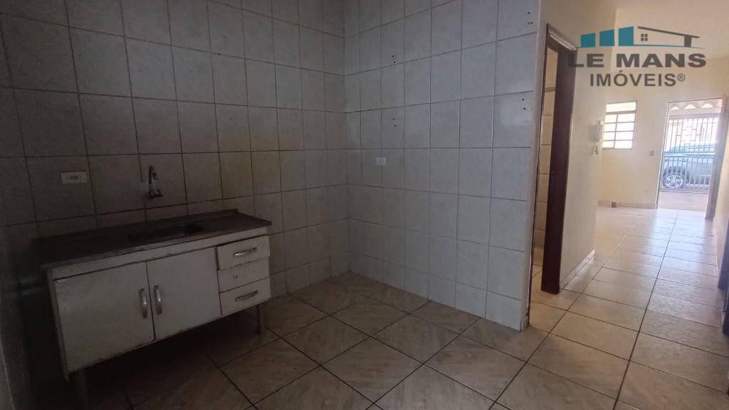 Casa de Condomínio à venda e aluguel com 2 quartos, 64m² - Foto 12