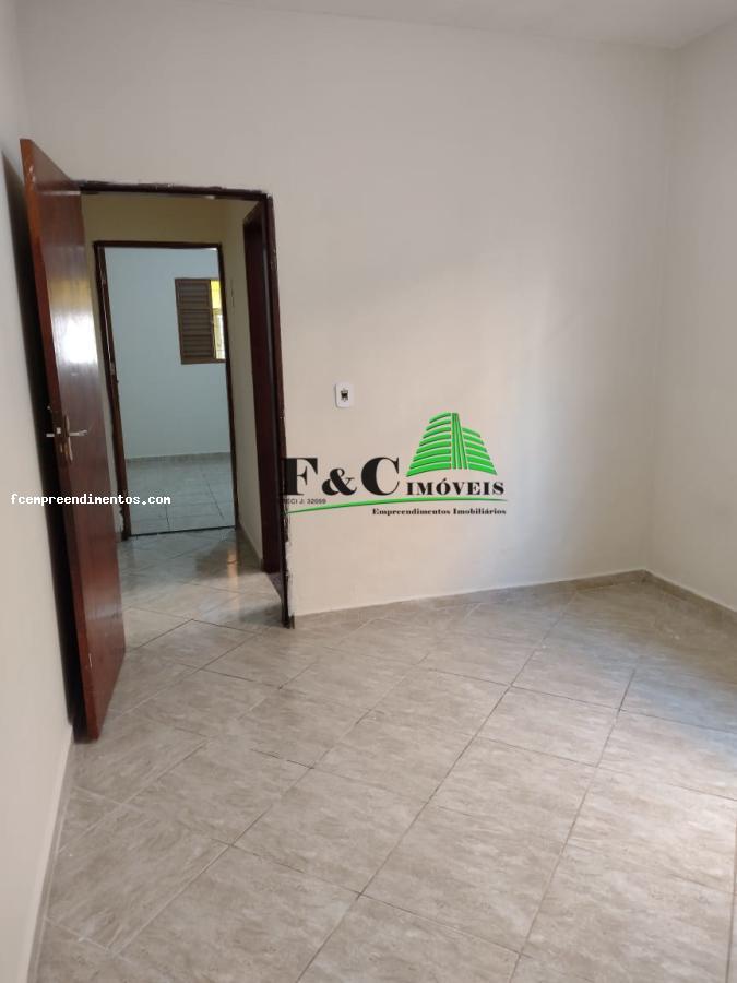 Casa à venda com 2 quartos, 160m² - Foto 4