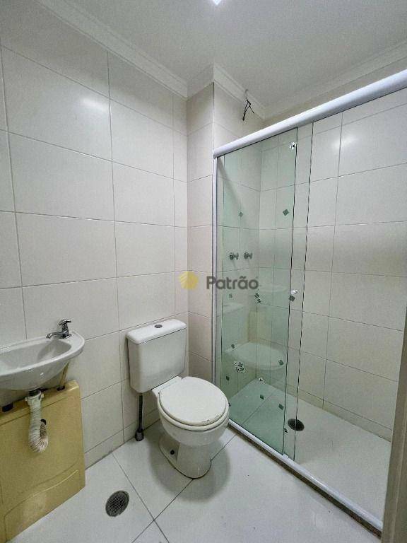 Apartamento à venda com 3 quartos, 242m² - Foto 27