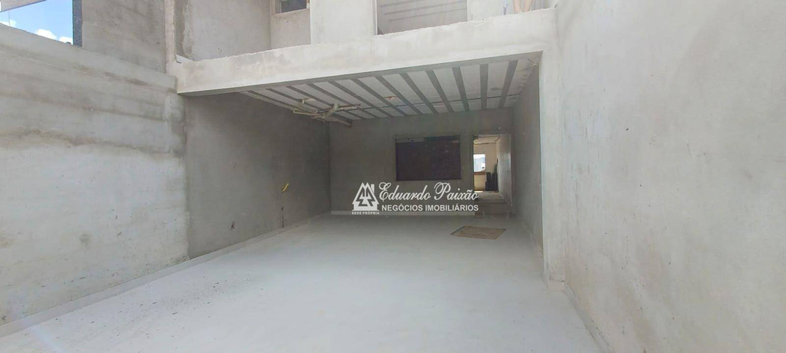 Sobrado à venda com 3 quartos, 200m² - Foto 2