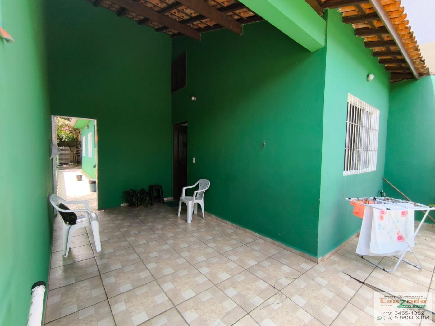 Casa à venda com 2 quartos, 180m² - Foto 2