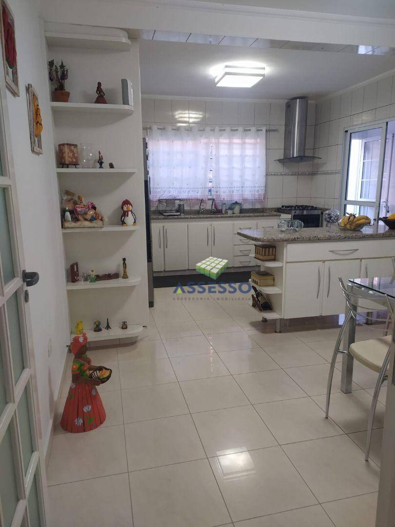 Casa à venda com 4 quartos, 192m² - Foto 55