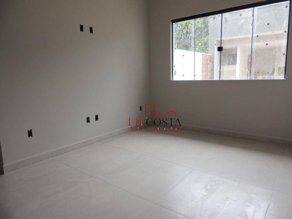 Casa à venda com 3 quartos, 146m² - Foto 14