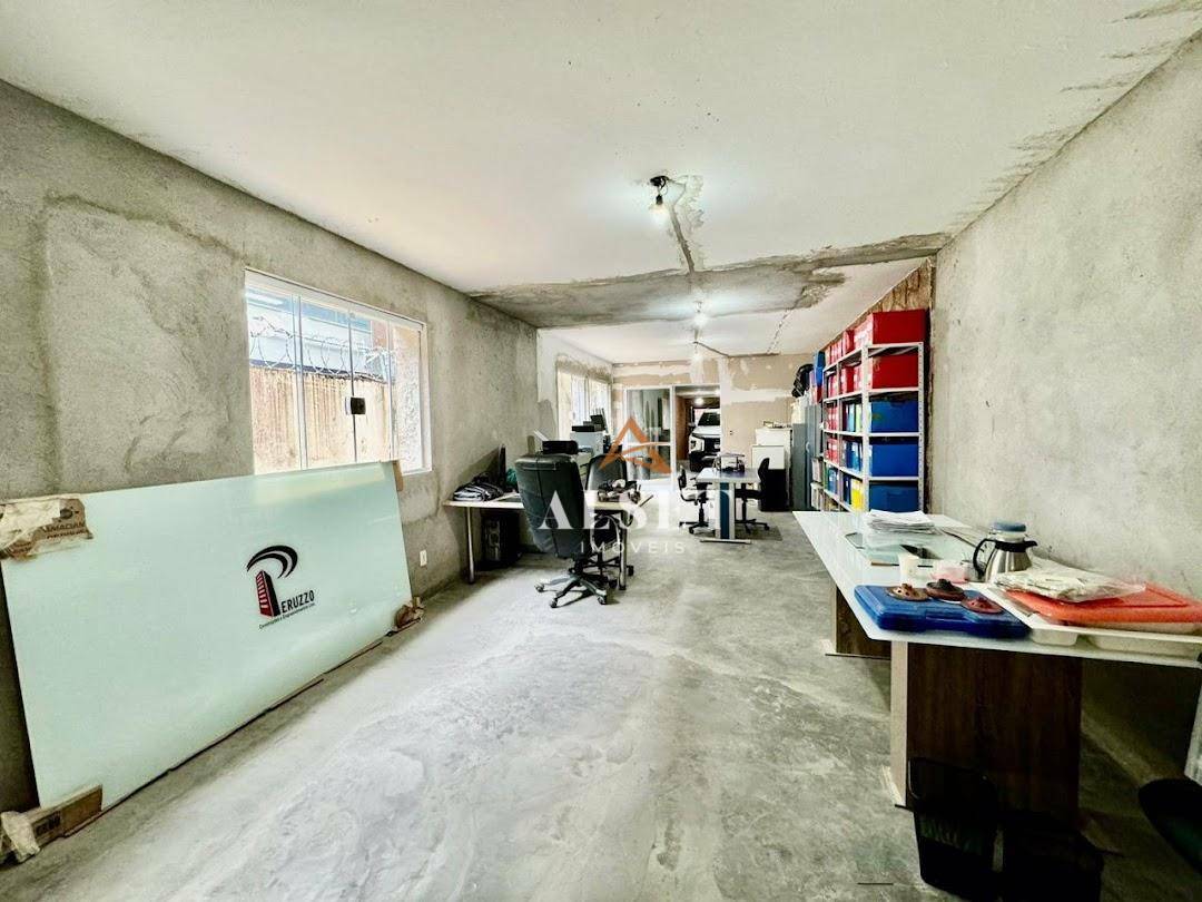 Sobrado à venda com 2 quartos, 450m² - Foto 15