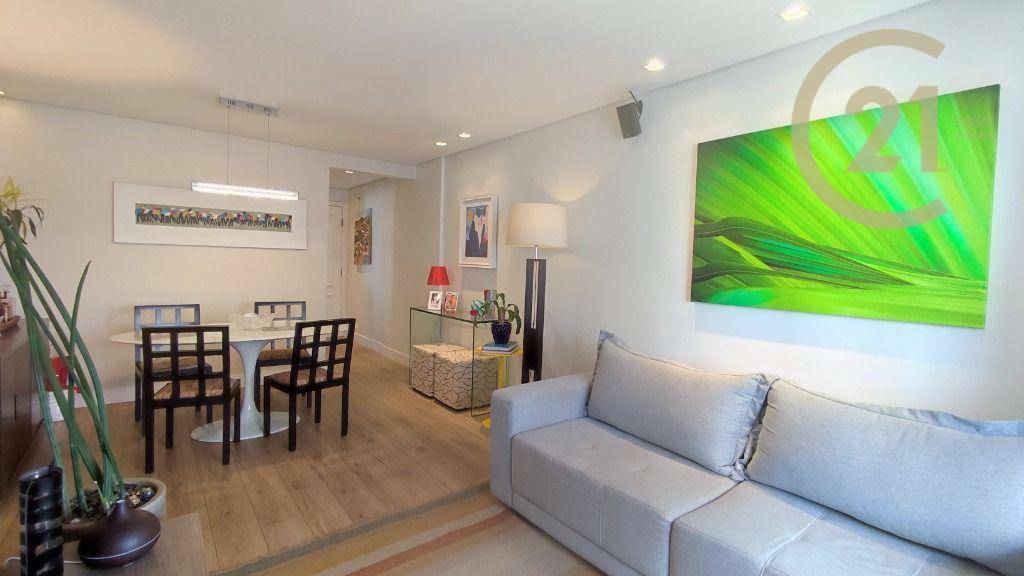 Apartamento à venda com 2 quartos, 70m² - Foto 4