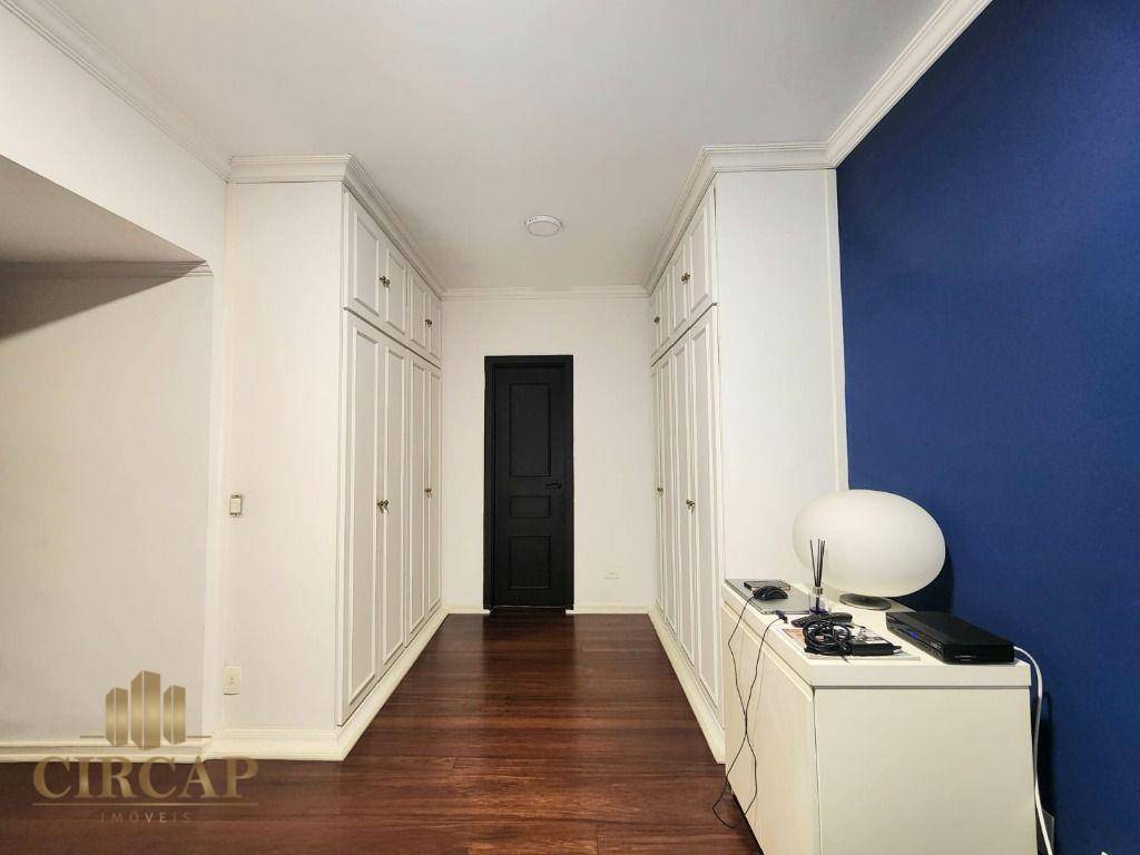 Apartamento à venda com 4 quartos, 170m² - Foto 11