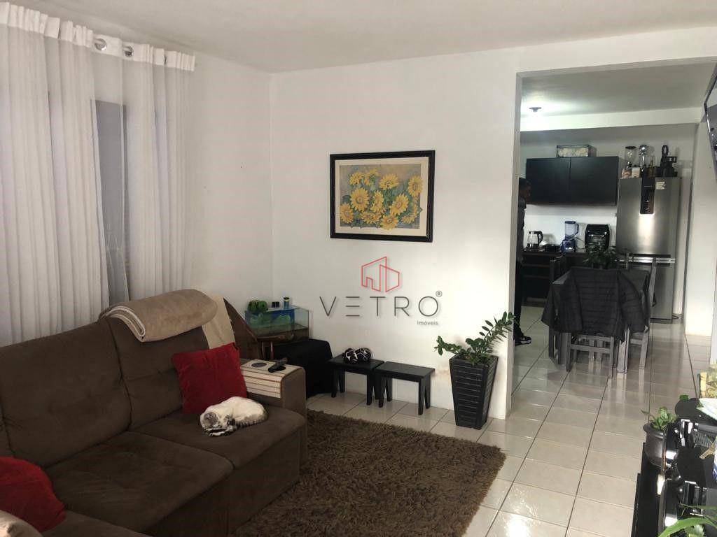 Casa à venda com 4 quartos, 180m² - Foto 3