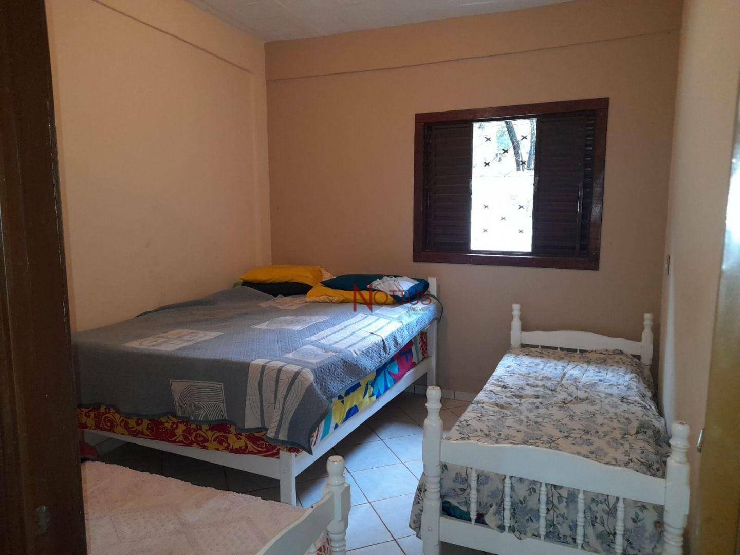 Casa à venda com 3 quartos, 200m² - Foto 9