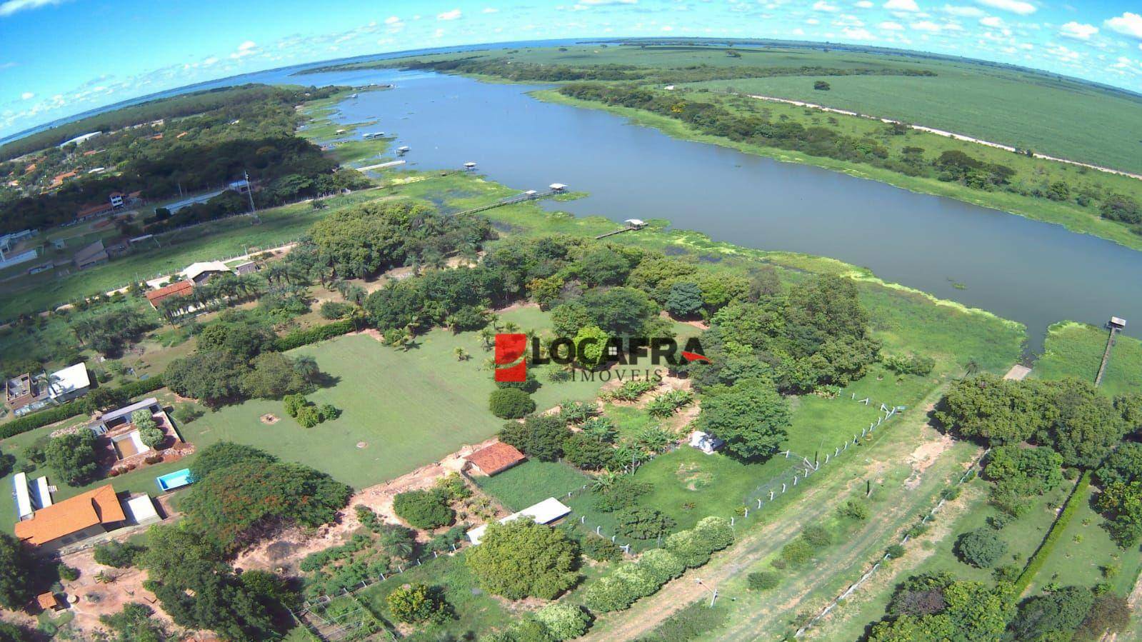 Fazenda à venda com 4 quartos, 200m² - Foto 2