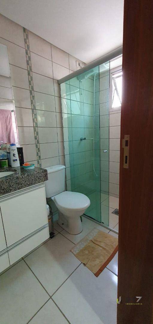 Apartamento à venda com 3 quartos, 74m² - Foto 20