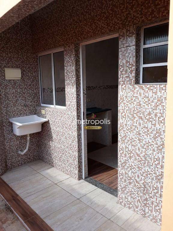 Sobrado à venda com 2 quartos, 75m² - Foto 4