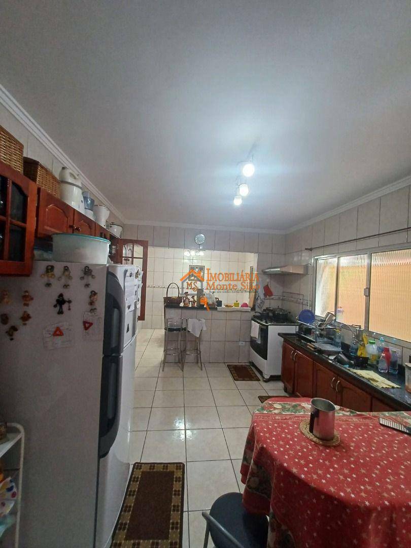 Sobrado à venda e aluguel com 3 quartos, 230m² - Foto 42