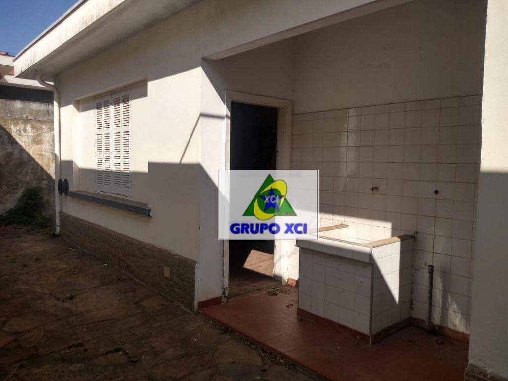 Casa para alugar com 3 quartos, 270m² - Foto 2